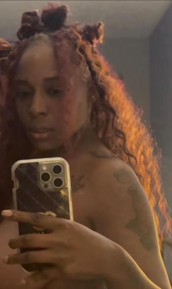 Mya, 26  female escort, Dayton