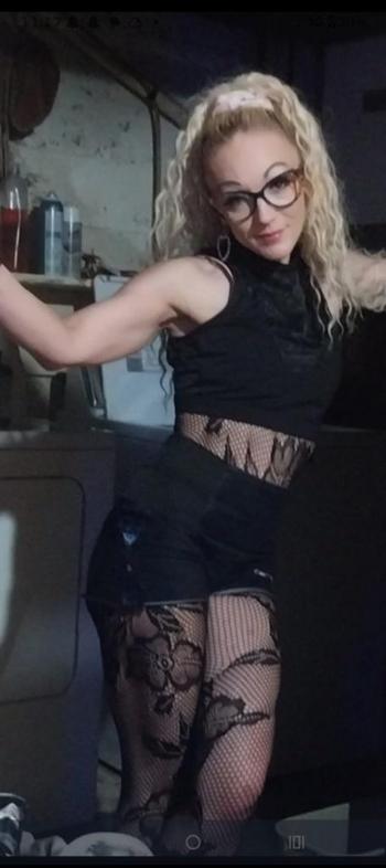 765-238-1125, 27  female escort, Dayton