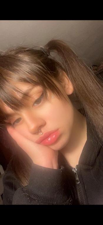 Molly, 24  female escort, Dayton