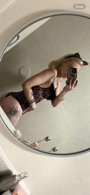 Vanilla bean, 28  female escort, Dayton