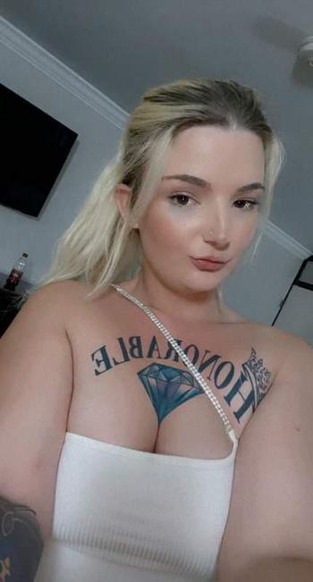 9373556600, female escort, Dayton